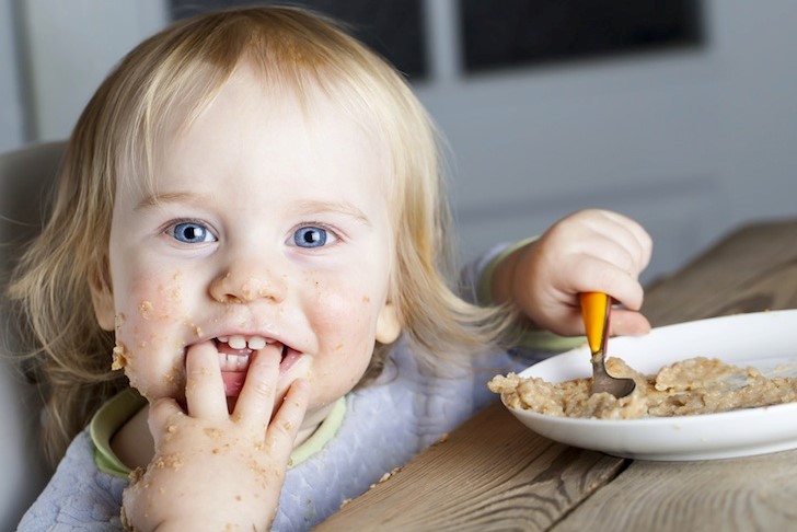 Imparare a mangiare la pappa con gusto - Baby&Kleinkind – Tipps für Eltern  von Kindern bis fünf Jahre